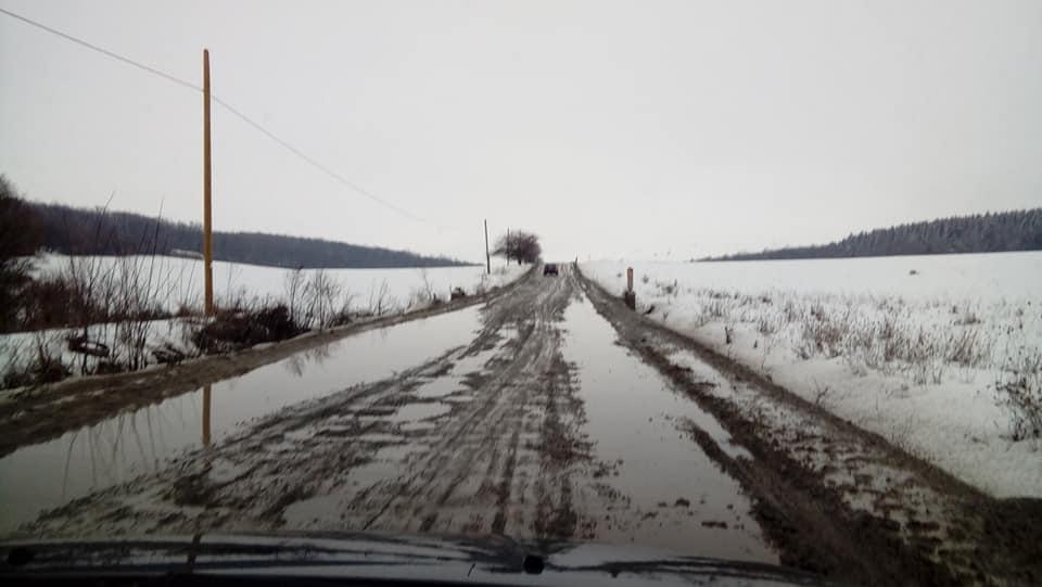 Sute de gropi împânzesc Clujul. Cele mai afectate drumuri și soluția autorităților pentru acestea