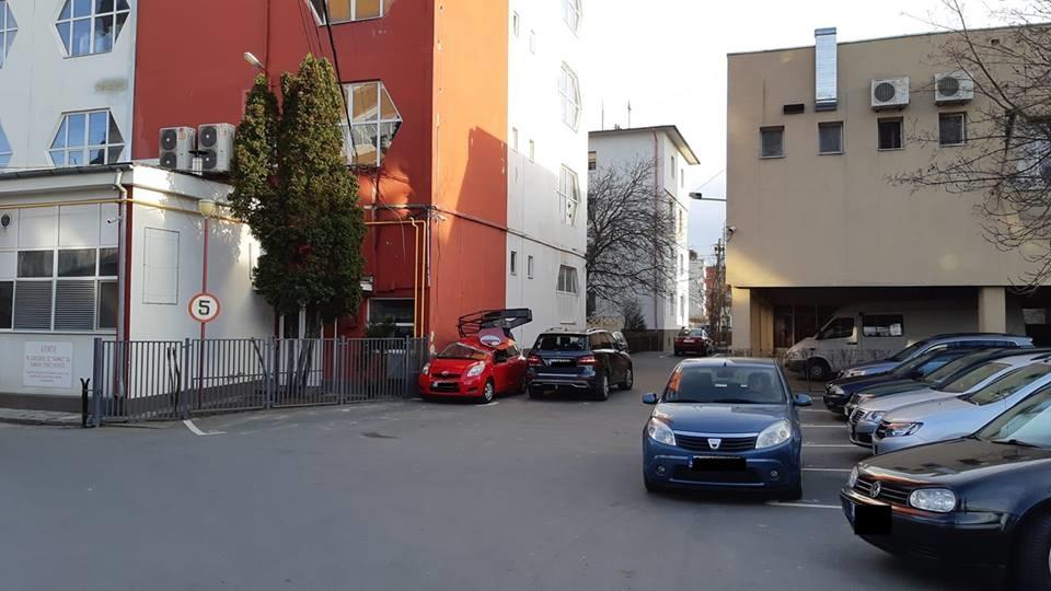 Farmec face ravagii... la propriu