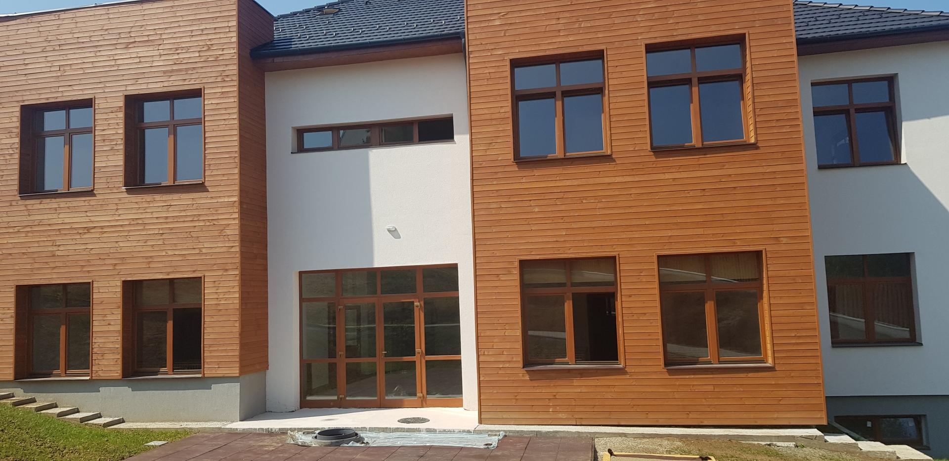 Școală și creșă noi în Florești. Cum arată clădirile în care Primăria a investit peste 10 milioane de lei