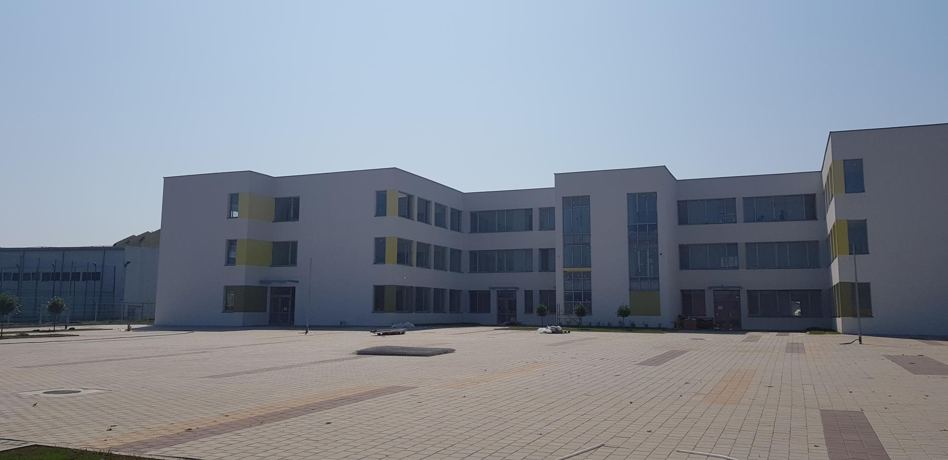 Școală și creșă noi în Florești. Cum arată clădirile în care Primăria a investit peste 10 milioane de lei