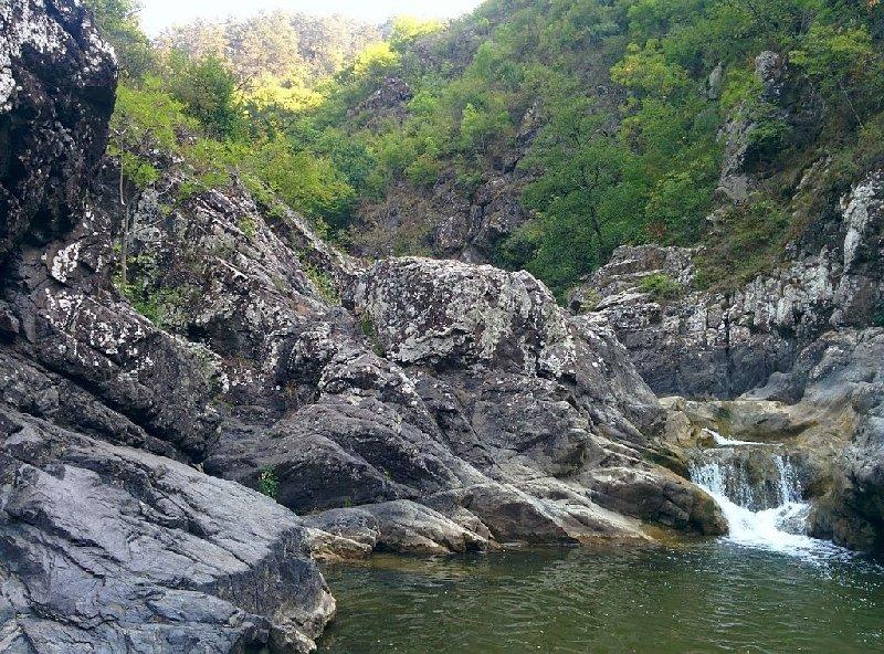 3 locuri numa' bune de-o excursie de weekend în această toamnă