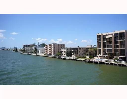 Apartament în Hasdeu, la preț de Miami. 200.000 de euro pentru doar 38 mp