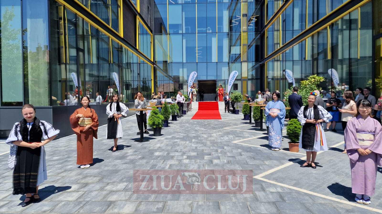 Inovația și arta și-au dat mâna la Sibiu: Noul Centru NTT DATA, inaugurat în cadrul ceremoniei de deschidere a Festivalului Internațional de Teatru