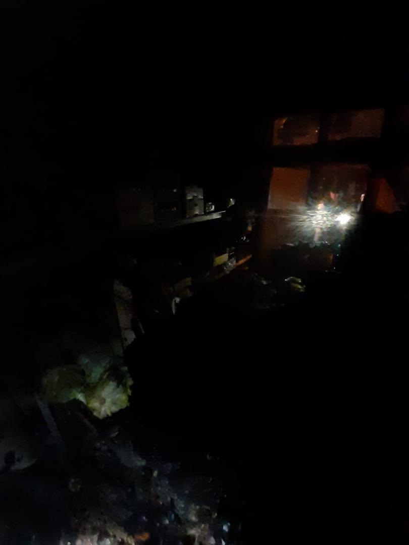 Incendiu în Piața Centrală din Turda! Ard mai multe gherete