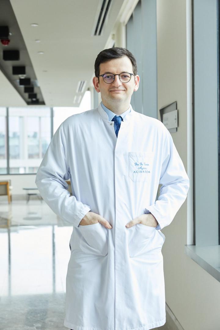 Bun venit în viitorul medicinei! La două ore de Cluj, ACIBADEM salvează vieți cu o echipă dedicată fiecărui pacient