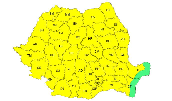 Weekend-ul începe cu vreme rea în toată țara! Clujul, sub COD GALBEN de ploi, descărcări electrice, vânt şi grindină