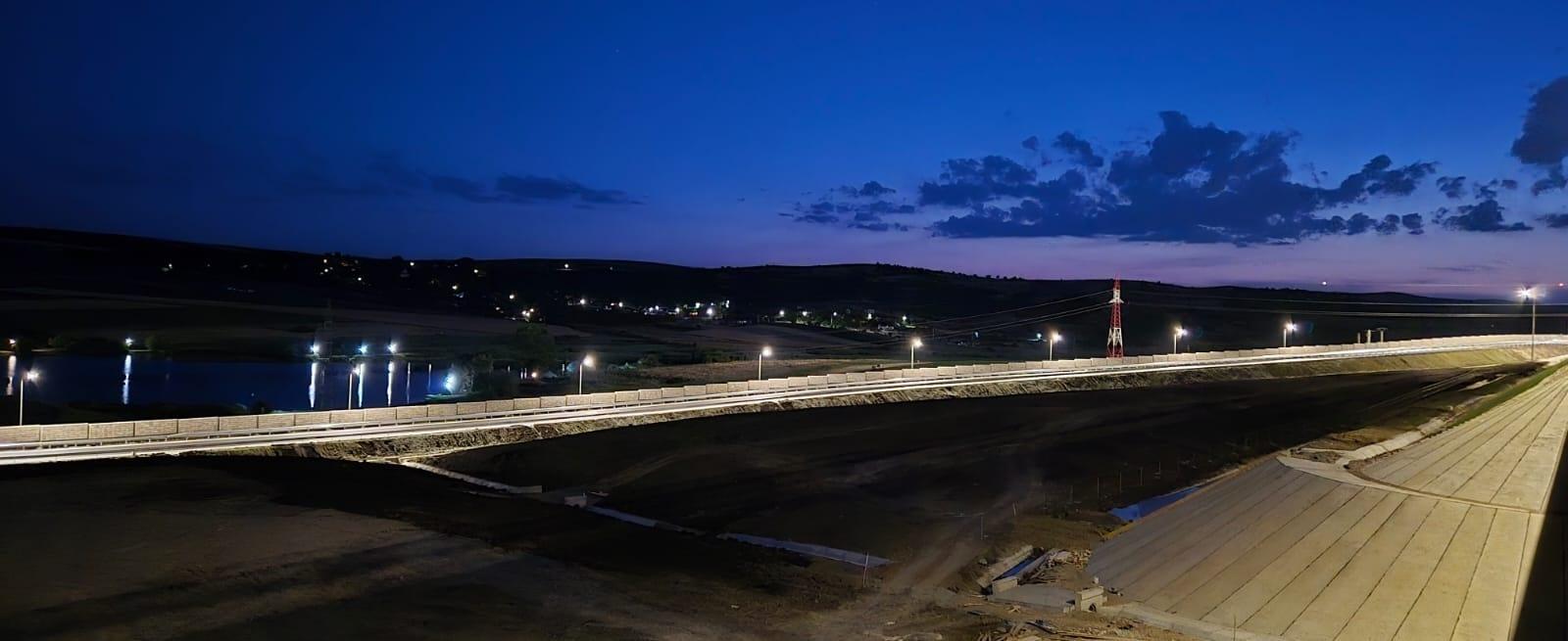 IMAGINI nocturne de pe DEx4. Au fost finalizate testele de iluminat pe noua legătură a Clujului cu A3