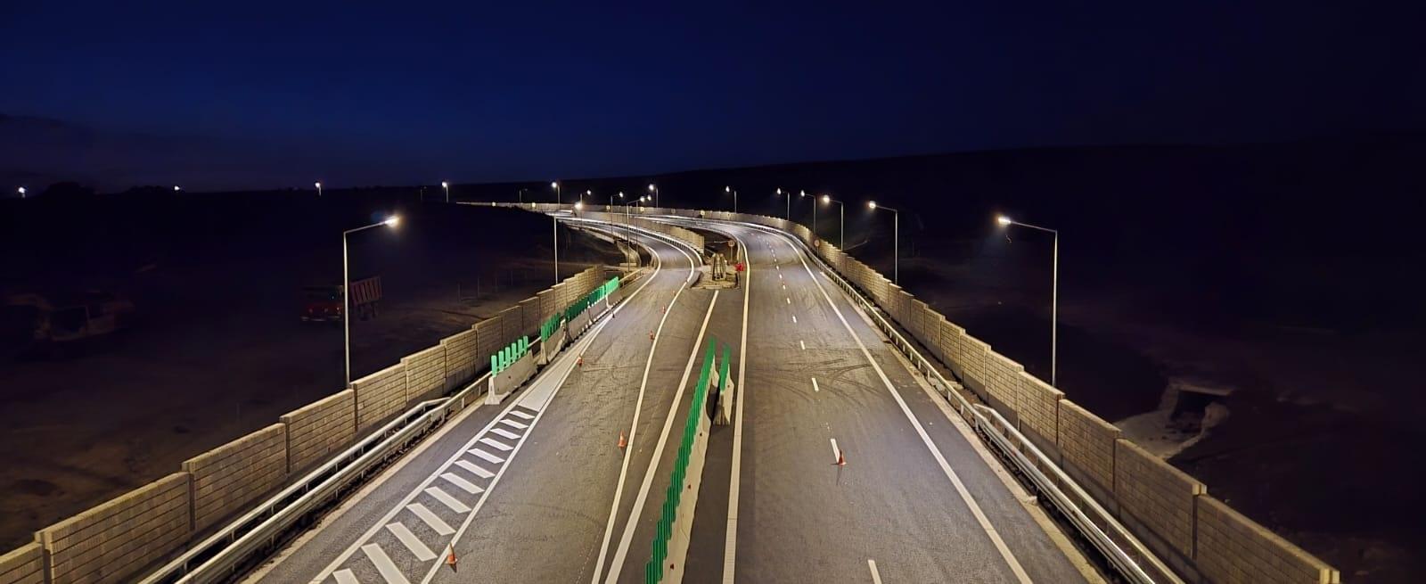 IMAGINI nocturne de pe DEx4. Au fost finalizate testele de iluminat pe noua legătură a Clujului cu A3