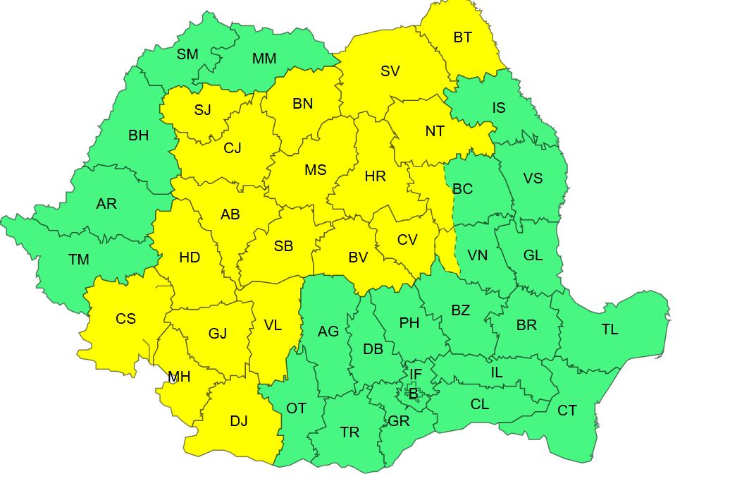Cod galben de furtuni în Cluj: Averse torențiale, vijelii și grindină