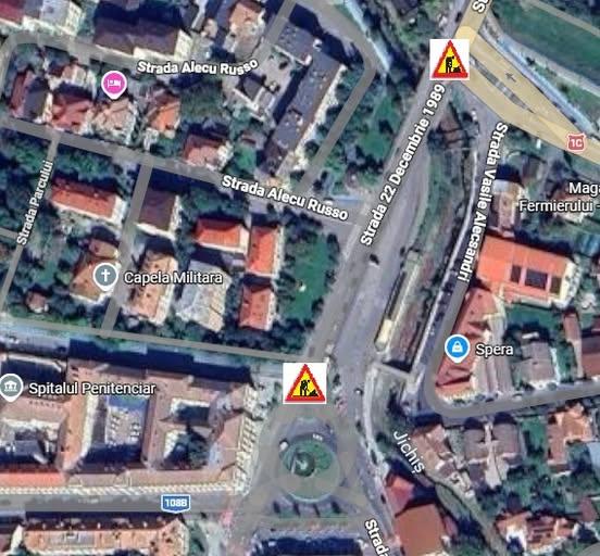 Restricții de circulație &icirc;n două zone din Dej. La ce străzi se lucrează
