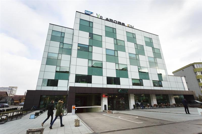 Familia Buzoianu își extinde imperiul. Ansamblu imobiliar în parcare