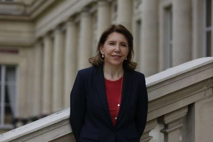 Ambasadoarea Franței în România vine la Cluj să vorbească despre "Orașe durabile"