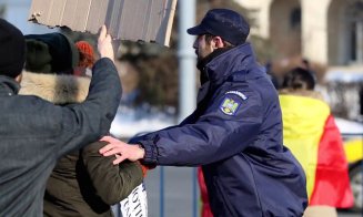 Ministrul Dan, despre amenda dată surdo-mutului care ar fi scandat lozinci anti-PSD: E o eroare de redactare