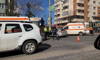 Accident grav la Cluj: trei maşini lovite şi trei răniţi