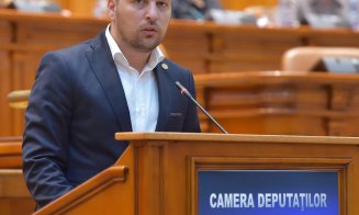 Parlamentarii, mai presus decât alţi bugetari, nu lucrează a doua zi de Paştele Catolic. Nasra recunoaşte: ”Nu ne face bine la imagine deloc”