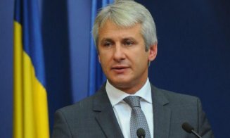 Teodorovici o apără pe Dăncilă: Premierul a spus clar că bugetarii care au cerut vor primi salariile înainte de Paşti