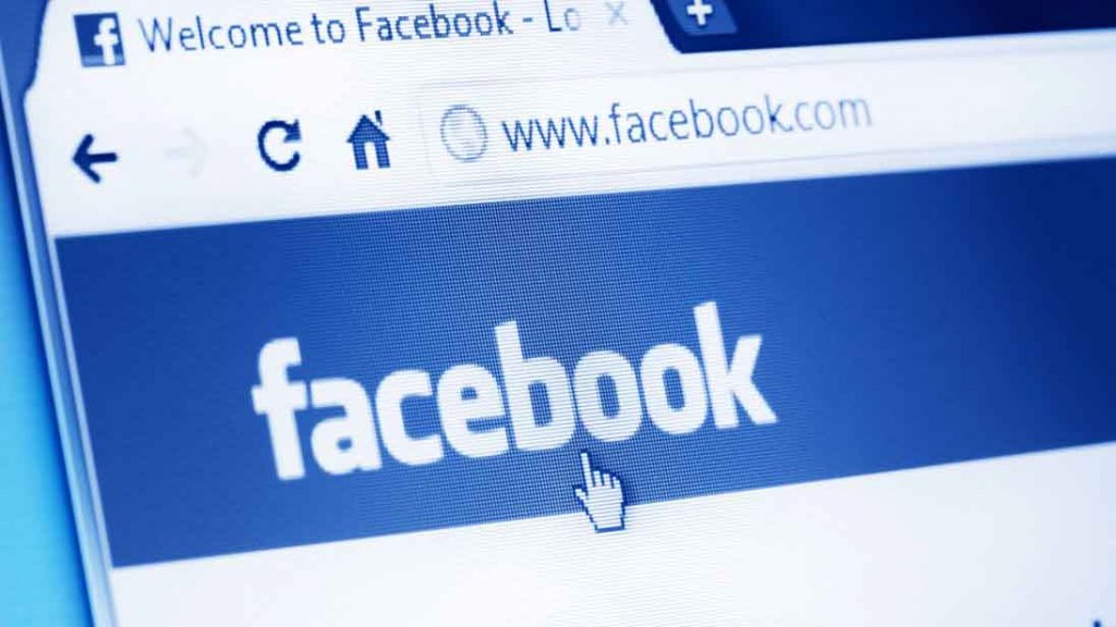 Trei fotografii pe care nu ar trebui să le faci publice niciodată pe Facebook