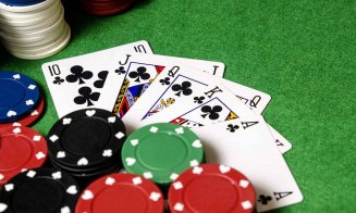 Preot obligat să meargă la psiholog după ce a pierdut la jocuri de noroc peste 500.000 de euro