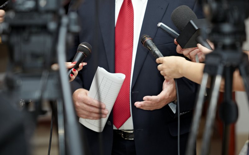 ZIUA de CLUJ angajează REDACTOR pe domeniul POLITIC