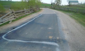 Lucrări de reabilitare pe un drum turistic din Apuseni. Se pregăteşte "terenul" pentru Transilvania Rally
