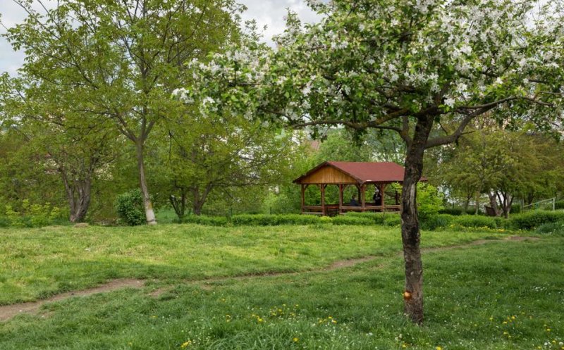 Minivacanţa de 1 Mai. Parcurile şi spaţiile de agrement din Cluj, pregătite pentru weekend-ul prelungit + Progonoza meteo