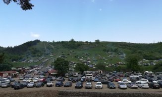 6.000 de persoane în Cheile Turzii. S-a redeschis traseul de via-ferrata