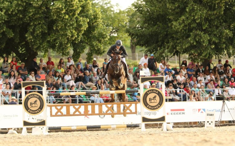 Competiţie hipică la Cluj. Premii de 15.000 de euro la Cupa Federației Ecvestre Române