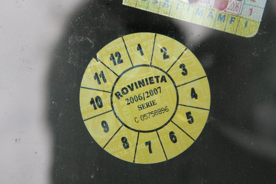 Șoferii vor primi pe e-mail alerte de expirare a rovinietei