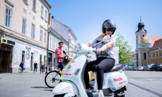 Turism pe două roţi la Cluj, cu simbolul stilului de viaţă italian