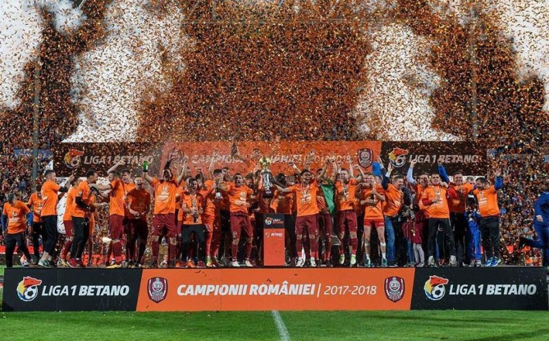 "We Are the Champions" în Gruia.  Camora şi Culio au ridicat trofeul