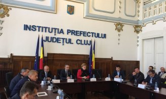 Prefectul și subprefectul au devenit demnitari publici