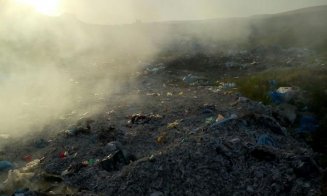 Incendiul de la groapa de gunoi a Clujului, stins după 4 ore