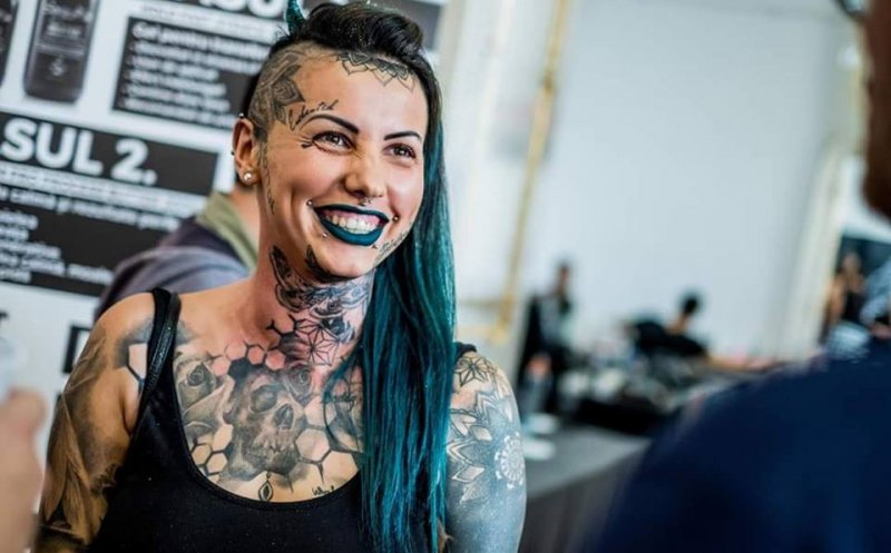 Tattoo Expo la Cluj vs. mitingul PSD Bucureşti: "Probabil 70% din cetăţenii ţării ar fi fost oripilaţi, dar am văzut creativitate şi artă"