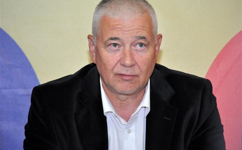 Trei senatori PNL pleacă la ALDE. Printre ei și clujeanul Marius Nicoară