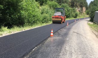 Lucrări de asfaltare între Băișoara și stațiunea Muntele Băișorii