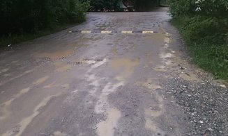 Doar în România! Limitator de viteză pe un drum neasfaltat din Cluj