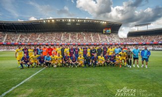 Spectacol pe Cluj Arena. Nume mari ale fotbalului mondial au făcut show în fața a 25.000 de spectatori