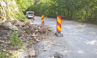Bolovani căzuţi pe drumul Gilău - Mărişel