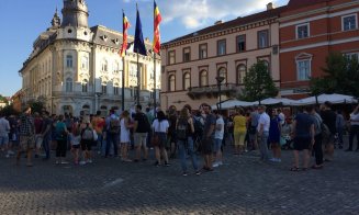 Clujenii au ieșit din nou în stradă: ”Ultima soluție, încă o revoluție”