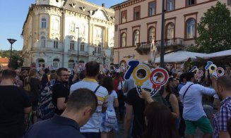 Clujenii au ieșit din nou în stradă: ”Ultima soluție, încă o revoluție”