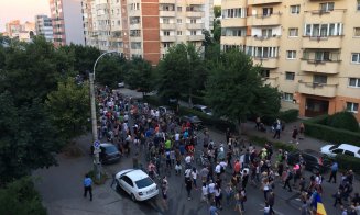 Mii de clujenii au ieșit din nou în stradă: ” ”Dragnea - jos, jos, ești un ticălos””