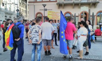 O nouă zi de proteste în centrul Clujului: ”Viitor european, nu ca în Teleorman”