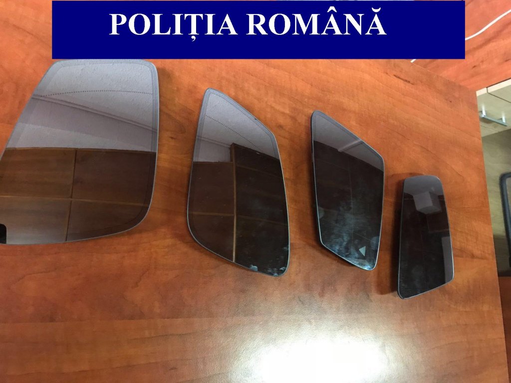 Şi-a riscat libertatea pentru câteva oglinzi de maşină. Prejudiciu de 45.000 lei