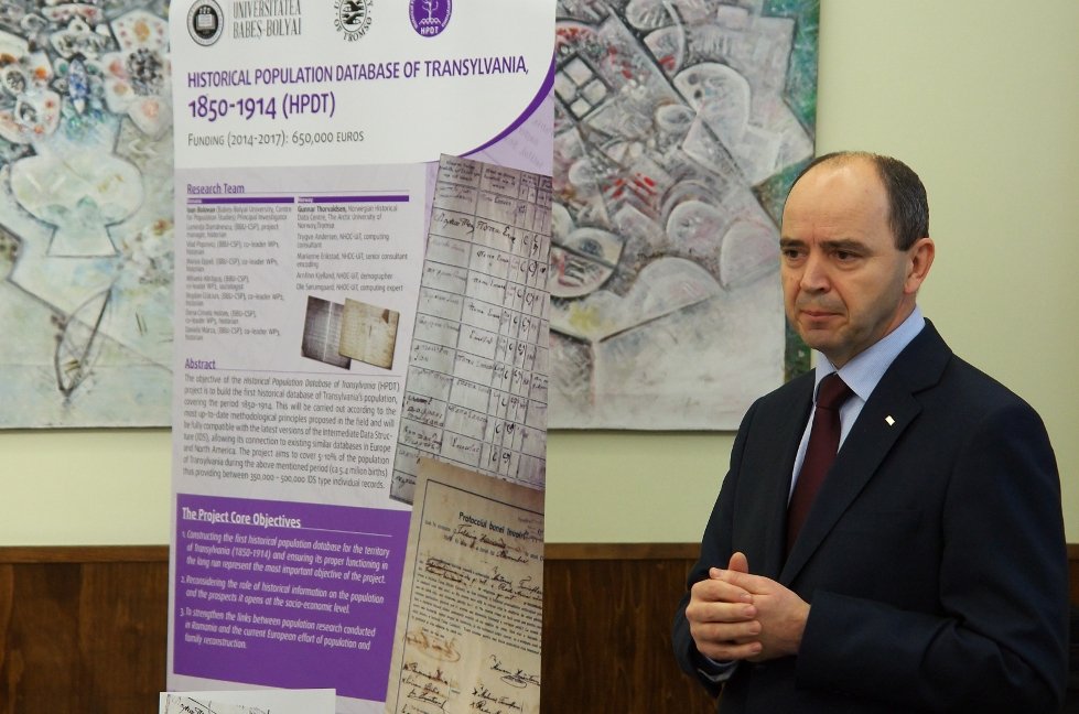 Prorectorul clujean Ioan Bolovan, doctor honoris causa la Arad