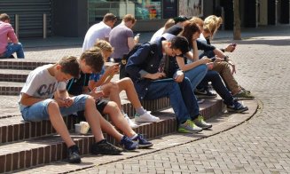 Studiu privind Generaţia millennials: O săptămână fără periuţa de dinţi sau fără smartphone?