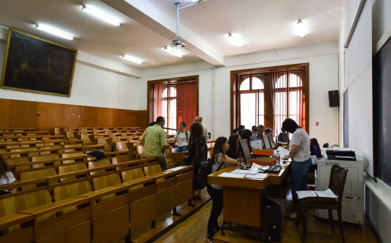 Peste 18.000 de boboci înscrişi la Cluj, la cea mai mare universitate din ţară. Vezi cele mai căutate facultăţi