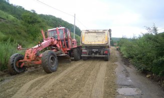 Lucrări de întreţinere pe drumul județean Dăbâca  – Panticeu