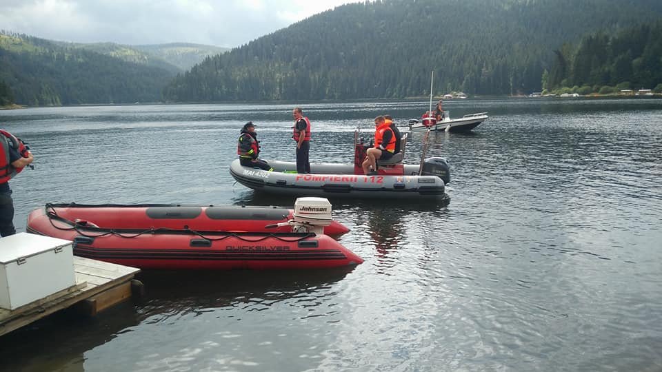 Căutările directorului de la Apia Cluj, dispărut în lacul Beliș, îngreunate de condițiile meteo