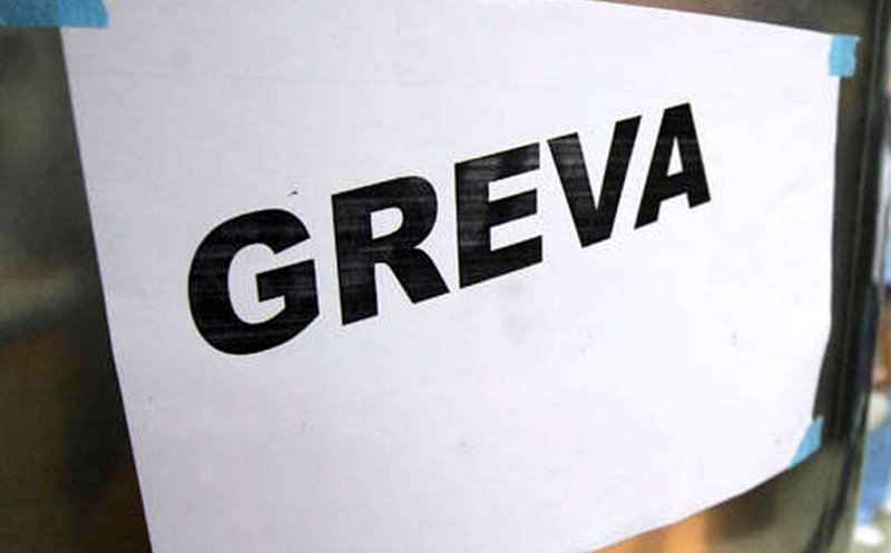 Grevă de avertisment la Ministerul Tineretului şi Sportului