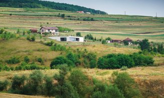 Casacând introvertită, când extrovertită... din Cluj